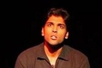 В Дубае прямо на сцене скончался индийский комик
