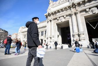Туристи масово скасовують бронювання у Римі через спалах коронавірусу