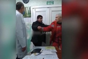 Под Днепром пьяный напал в больнице на медиков