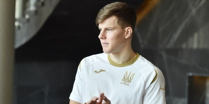 Украинец Соболь продлил соглашение с бельгийским ФК «Брюгге»