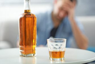 Финские ученые: люди в отношениях меньше пьют