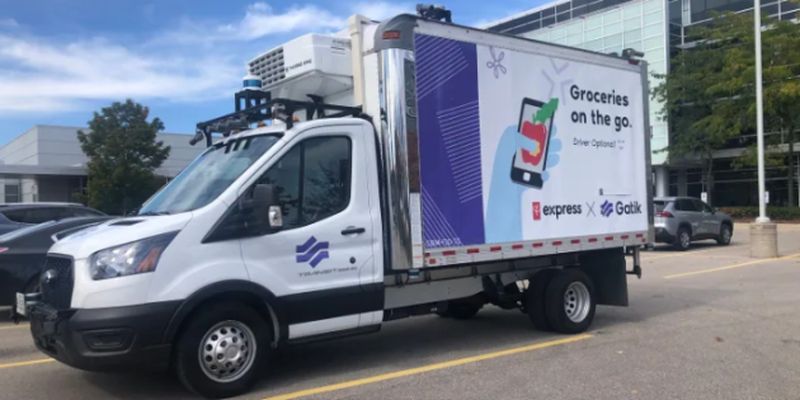 В Канаде розничная сеть начала доставку продуктов беспилотными грузовиками