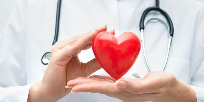 Боль в руке и тошнота: назван топ-5 скрытых симптомов больного сердца