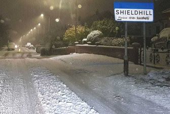 Полиция призывает водителей не выезжать без надобности из-за снегопада