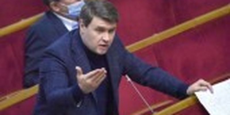 Ми не даємо громадам розпоряджатися ні фінансами, ні землями - Івченко про “земельну реформу”
