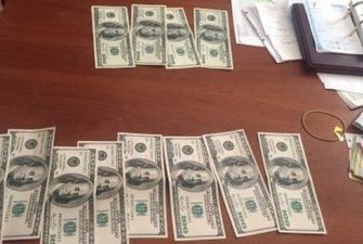 Чиновник Киевской ОГА погорел на взятке в $10 тысяч