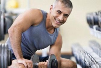 Каким спортом полезно заняться мужчинам старше 40