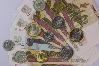 Рубль начал дорожать в обменниках Киева. Курс российской нацвалюты на 19 января