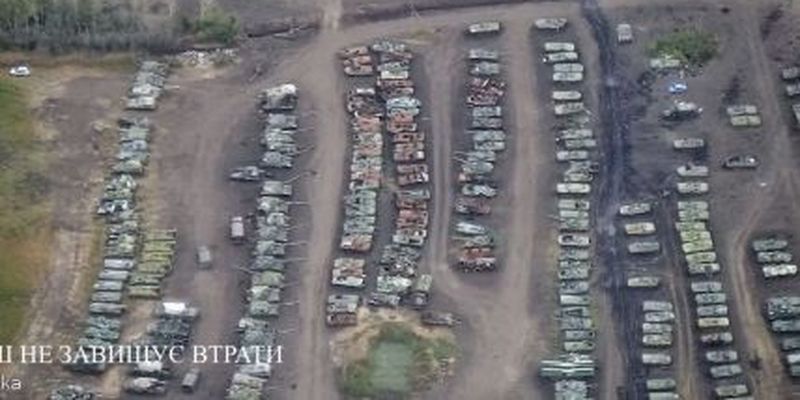 В Белгородской области заметили "кладбище" из более сотни уничтоженных российских танков: фото