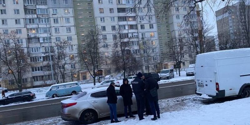 В Києві водія, що накинувся на перехожого з кулаками, взяли під варту: може сісти на 8 років