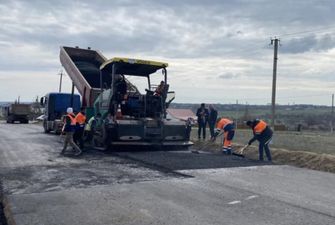 Укравтодор продолжает ремонтировать дорогу к курортному Очакову