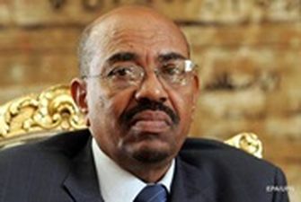 Экс-президент Судана получил 10 лет тюрьмы за коррупцию
