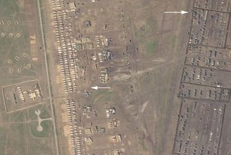 РФ разбила в Крыму огромный военный лагерь с более чем тысячью боевых машин
