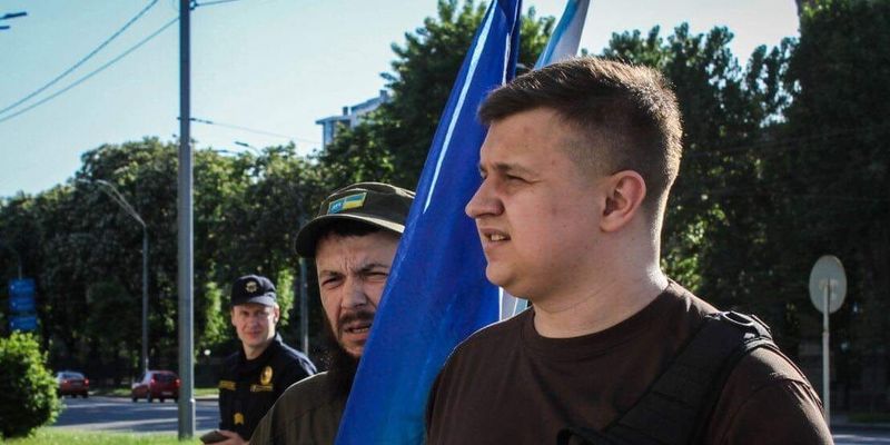 Известный военный призвал сына Порошенко вернуться в Украину: его затравили