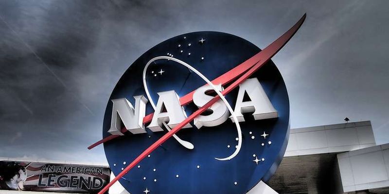 Ученые NASA нашли в космосе "кошачий след"