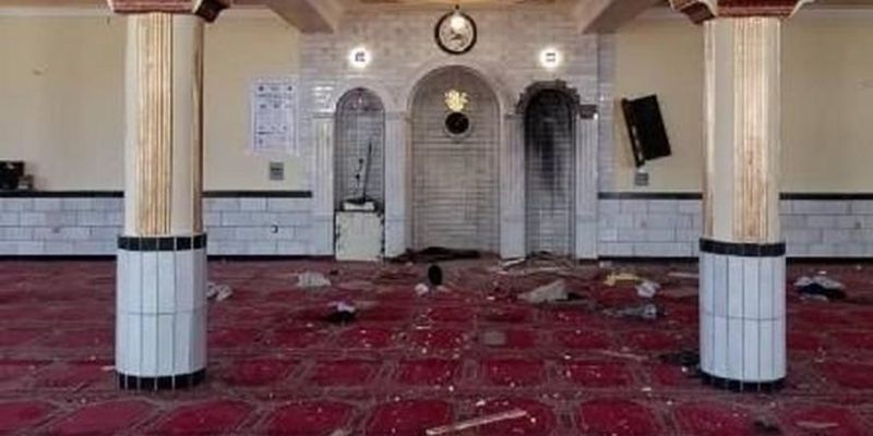 Десятки человек погибли при взрыве шиитской мечети в афганском Кандагаре