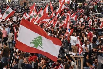 В столкновениях с полицией пострадали десятки ливанцев
