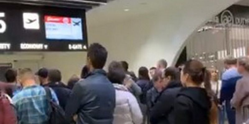 Проблемы с вылетом: в аэропорту Рима десятки украинцев оказались в незавидной ситуации