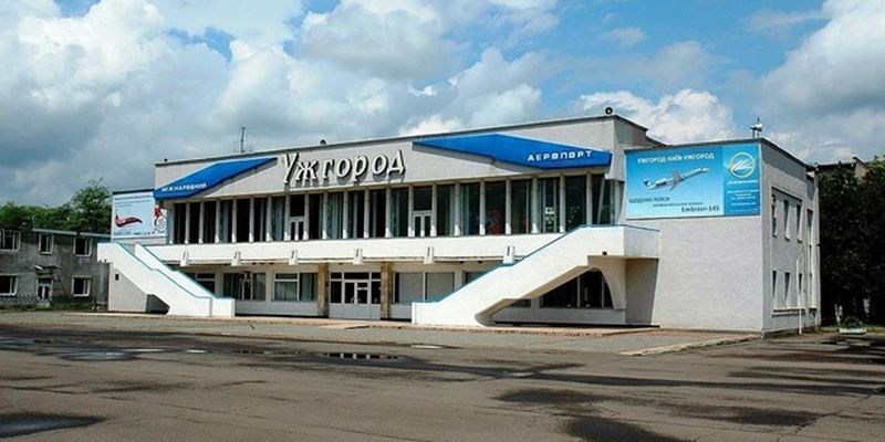 Аэропорт Ужгород принял первый авиарейс из Словакии