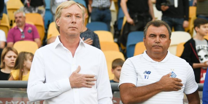 Помощник Михайличенко послал болельщика "Динамо" прямо во время матча