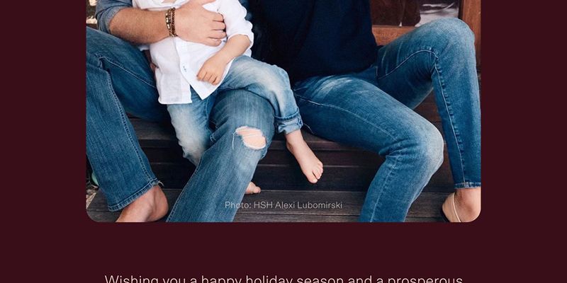 Меган Маркл и принц Гарри поделились первым фото дочери в рождественской открытке