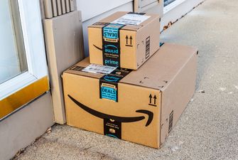 Пользователь Amazon обманул продавцов на $290 тыс.: он делал возврат товаров, но в коробки клал старую технику