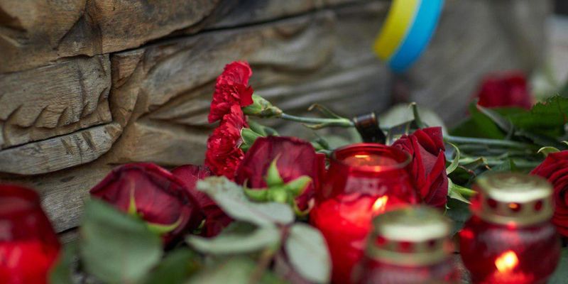 У Києві відбувається хода пам’яті перших загиблих Героїв Небесної Сотні