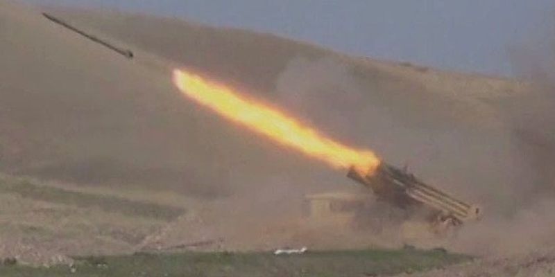 Азербайджан обвинил Армению в провокациях с применением артиллерии
