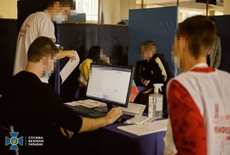 СБУ фиксирует новую волну выдачи "паспортов" жителям ОРДЛО