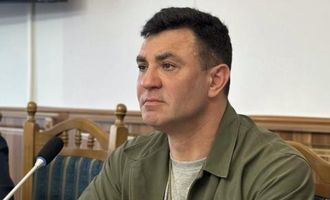 Нардеп Николай Тищенко потребовал немедленно уйти в отставку вице-премьера Александра Кубракова за растрату 76 млрд грн