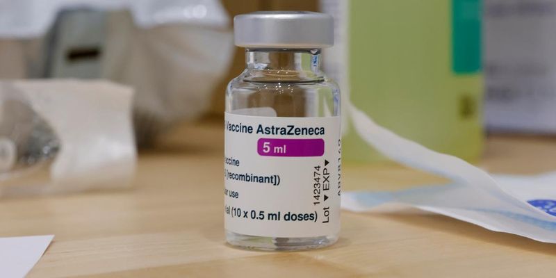 Степанов прокоментував визнання тромбозу побічним ефектом вакцини AstraZeneca