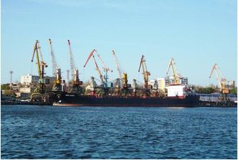 Криза в Миколаївському порту посилюється: на під'їзних коліях застрягли 2500 вагонів