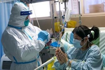 Число жертв коронавируса в Китае выросло до 2663