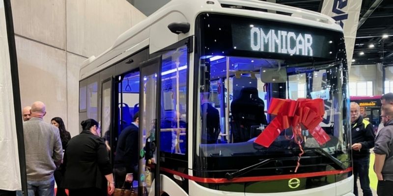 В Берлине презентовали компактные электробусы Omnicar