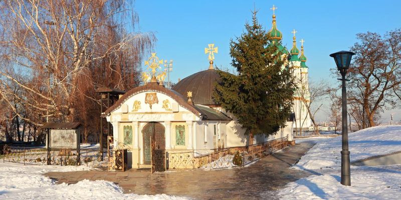 В Минкульте назвали судьбу незаконного киоска УПЦ МП на месте Десятинной церкви в Киеве