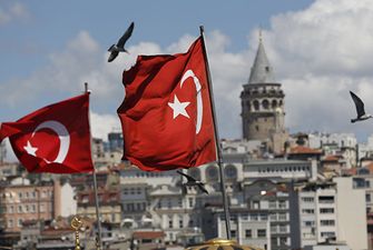 Турция пригрозила возобновить военную операцию в Сирии
