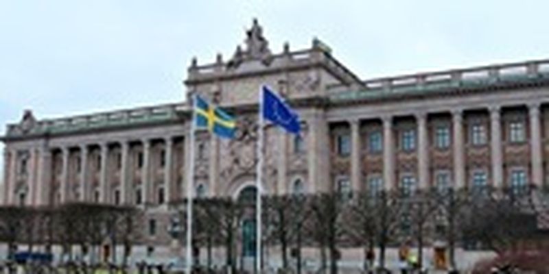Комитет парламента Швеции одобрил предоставление оружия Украине