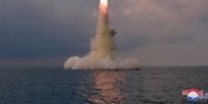 КНДР підтвердила запуск нової балістичної ракети з підводного човна
