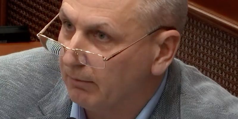 Адвокат Медведчука по делу против книги о Стусе может войти в Комиссию Киевсовета? Детали странной истории