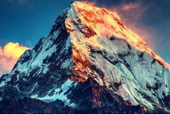Десять альпинистов погибли в "очереди" к вершине Эвереста