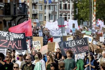 Жители Амстердама митинговали из-за жилищного кризиса в стране