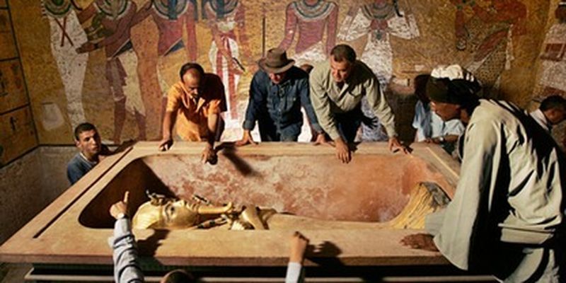 Одна из важнейших находок в Египте: как выглядит и что известно о троне Тутанхамона