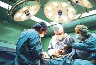Оставили память об операции? Под Киевом хирурги зашили в тело ребенка посторонний предмет