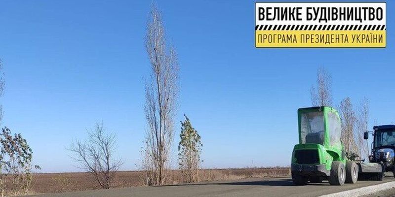 Большая стройка Зеленского прокладывает новую 40-километровую бетонную дорогу в порты Николаева