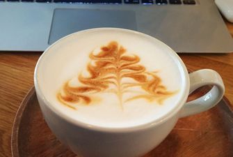 Врачи: кофе с молоком может вызвать рак