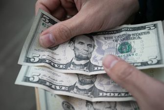 Курс доллара может превысить 30 гривен: эксперт назвал условие