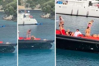 Голі українки потрапили у скандал в Туреччині: фотосесія на яхті закінчилася допитом у поліції