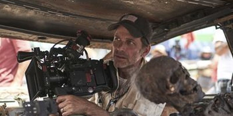 Small Screen: Зак Снайдер уже работает над фильмом "Армия мертвецов 2"