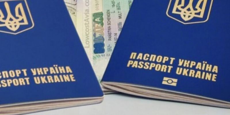 Выдача паспортов за границей: какие категории мужчин смогут получить документ