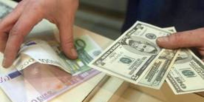 Міжбанк відкрився доларом по 28,02-28,04 грн, євро – по 34,08-34,11 грн